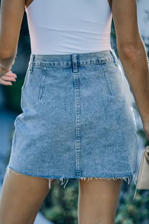 Asimetrično denim mini krilo z nebesno modrimi gumbi Hanne