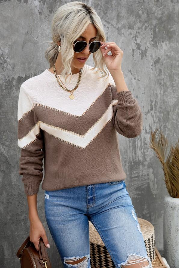 Kaki chevron pulover s širokim ovratnikom