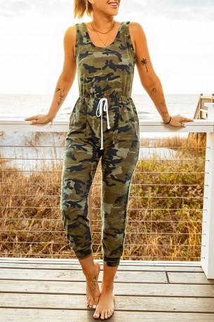 Kombinezon brez rokavov z visokim pasom z zelenim kamuflažnim tiskom Belinda