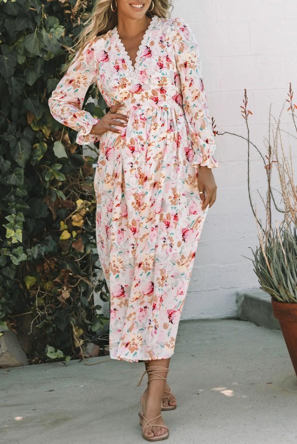 Maxi obleka s cvetličnim izrezom na hrbtni strani iz roza čipke Savannah