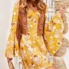 Mini obleka z rumeni zvončastimi rokavi s cvetličnim tiskom Yelow