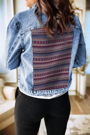 Nebesno modra jakna iz džinsa Tribal Patch
