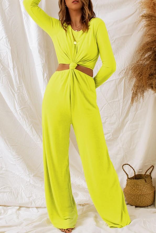 Rumen izrezan kombinezon z dolgimi rokavi in širokimi nogami Queen