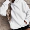 Beli pulover s kapuco Sneya