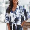 Bluza Kamila s črnimi tie dye vzorci in vozlom