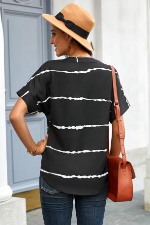 Črna bluza Juliet s kratkimi rokavi in belimi črtami