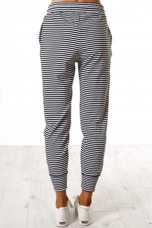 Črna črtasta trenirka Valentina