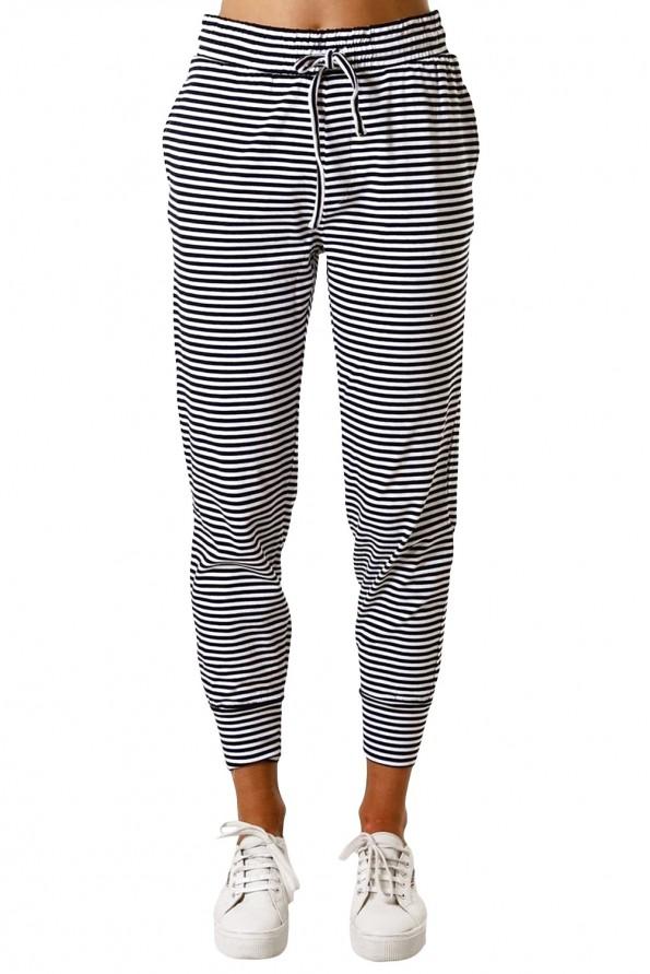 Črna črtasta trenirka Valentina