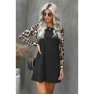 Črna kratka obleka Elliott z leopardjimi rokavi