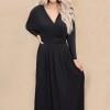 Črna maxi obleka z dolgimi rokavi in ​​črnim ovratnikom Virgina