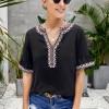 Črna priložnostna bluza Henley s cvetličnim vratom