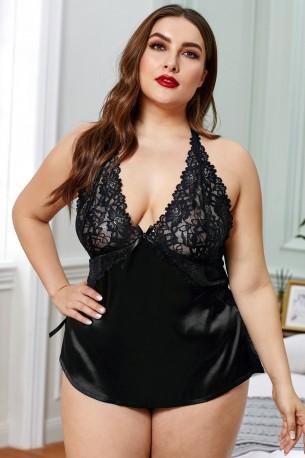 Črna svilnata čipkasta spodnja srajca Alexandria za močnejše