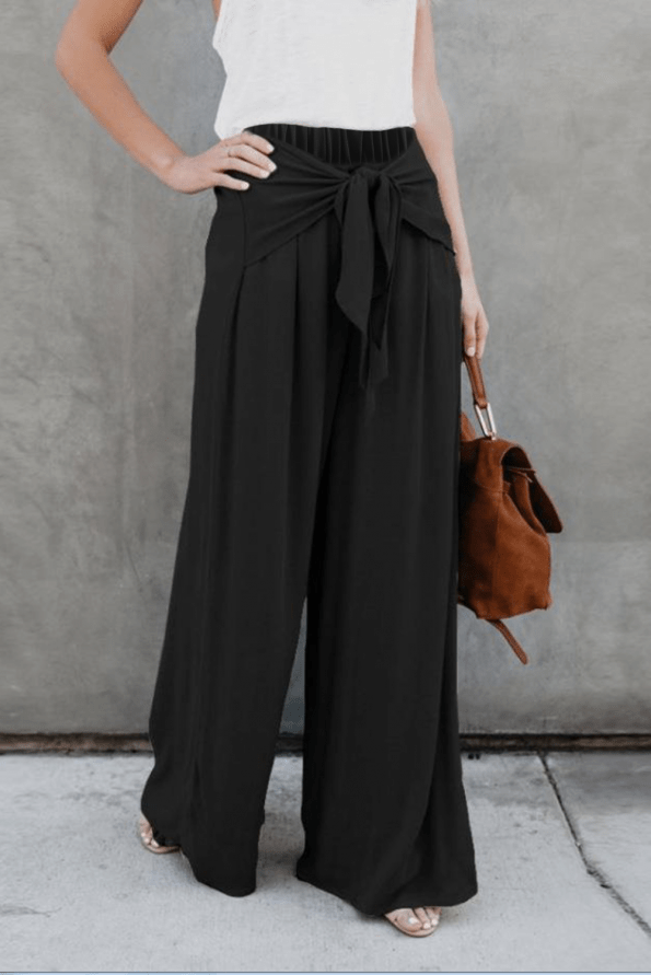 Črne kratke hlače s širokimi nogami Tammy