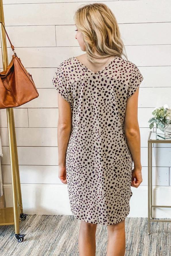 Kaki kratka obleka Marlee z žepi v gepardovem motivu