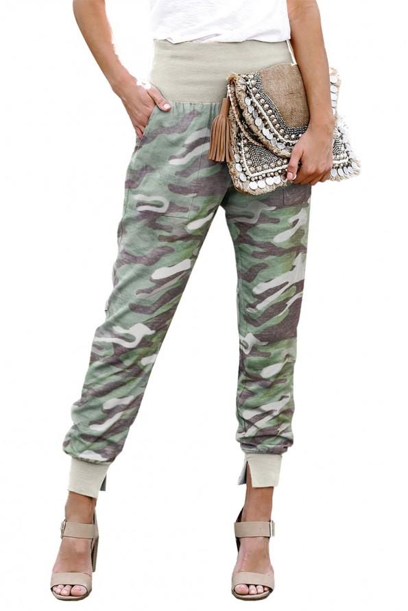 Kamuflažne ohlapne hlače Judith