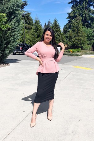 Masivno črno krilo z visokim pasom Mary