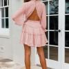 Mini obleka z roza slojevitimi rokavi in z odprtim hrbtom Eminay
