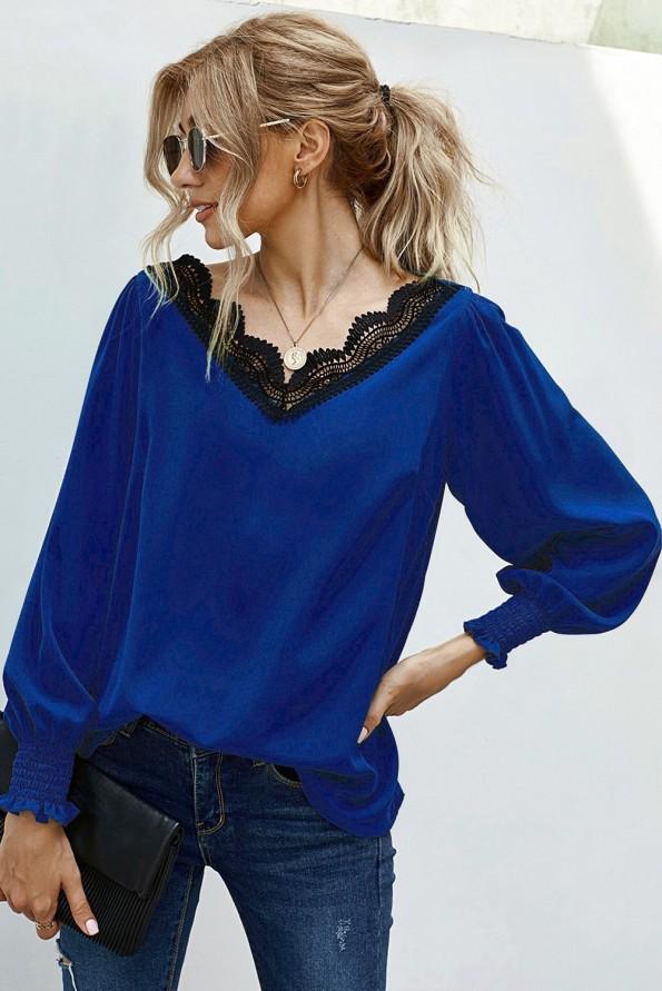 Modra bluza Aubree z V izrezom