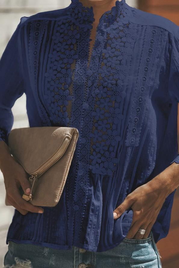 Modra bluza Serena s čipkami