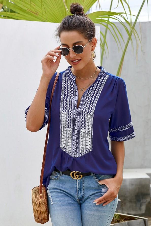 Modra priložnostna bluza Kylee z vezenim vzorcem