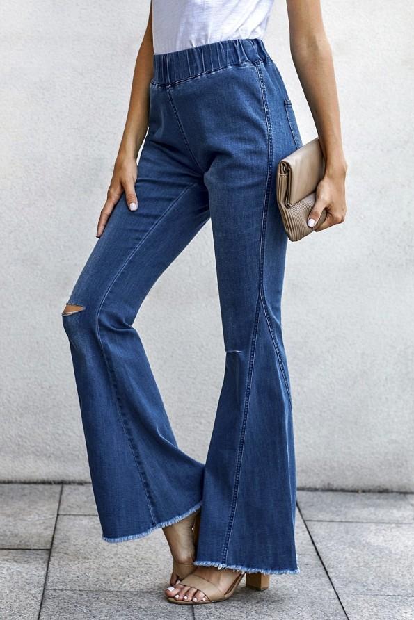 Modre denim hlače na zvonec z zarezo v kolenih Katherine