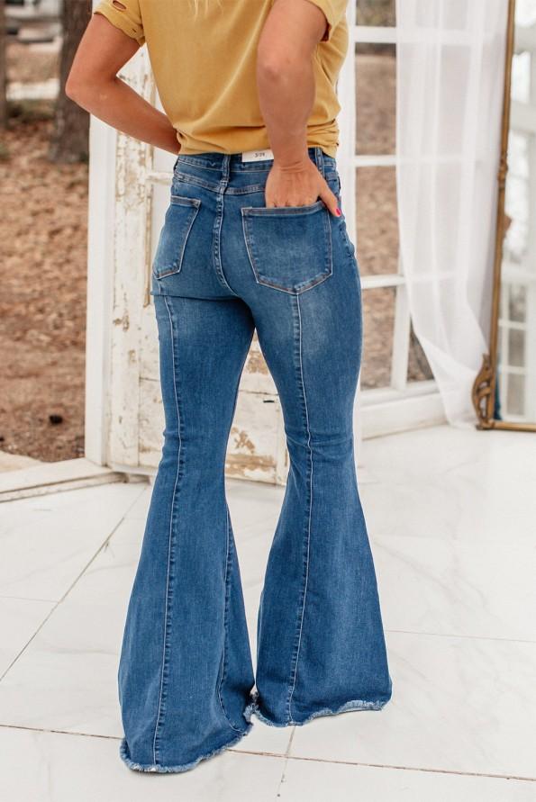 Modre kavbojke s širokim spodnjim delom  Judith