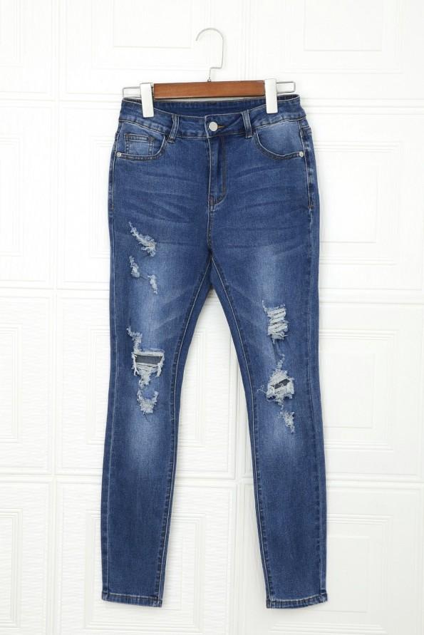 Modre oprijete bombažne kavbojke z zarezami