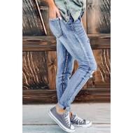 Modre raztrgane kavbojke z gumbi Raelynn