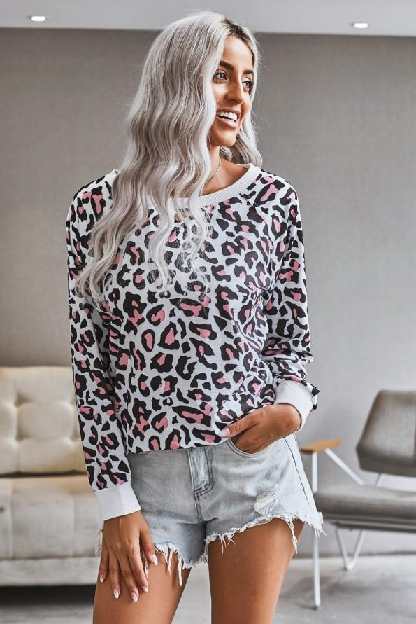 Ohlapen pulover Athena z leopardjim motivom