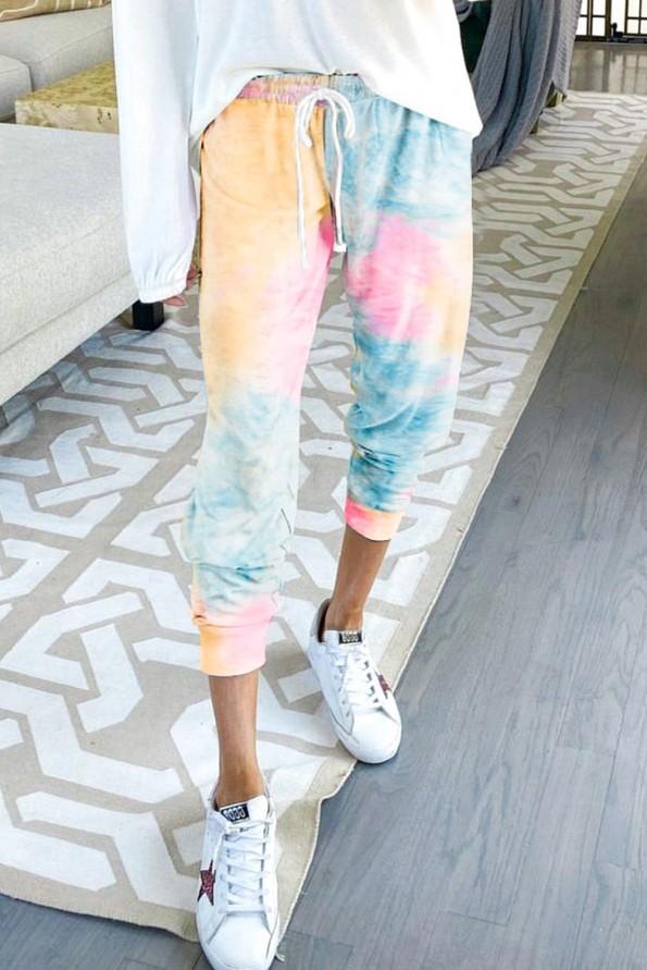 Oranžne tie dye jogger hlače Adriana z vrvico