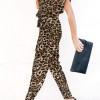 Pajac Hattie z leopardjim motivom