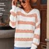 Pleteni pulover v beli khaki barvi Kelly