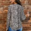 Preklopna bluza Everlee z leopardjim potiskom