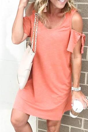 Rdeča obleka Macy z odprtimi rameni