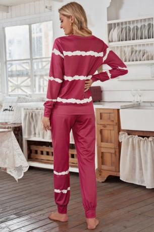Rdeča pižama s črtami in dolgimi rokavi Sasha