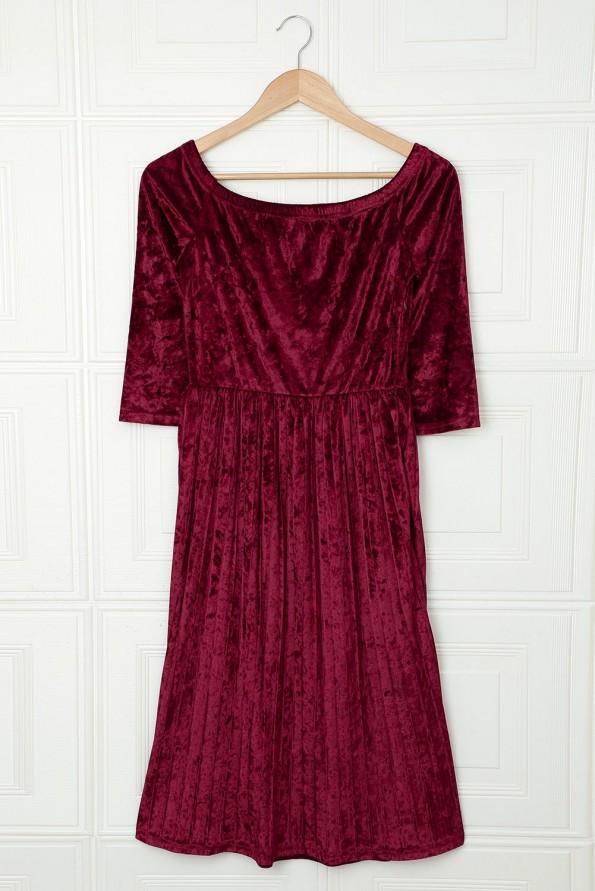 Rdeča žametna obleka Bailee z golimi rameni