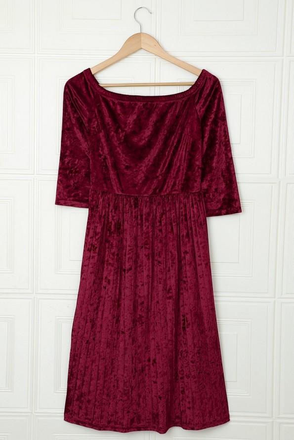 Rdeča žametna obleka Bailee z golimi rameni