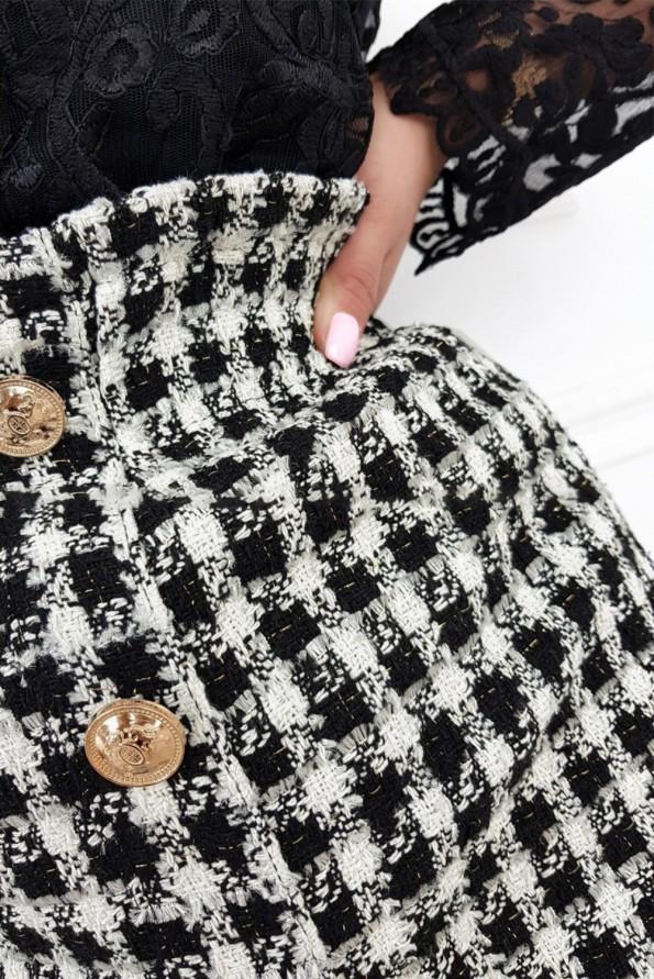 Črno krilo z resicami okrašeno z gumbi Zenna