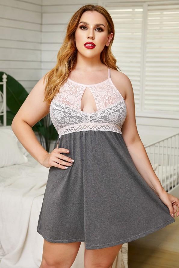 Roza spalna srajca Makayla z izrezom za močnejše