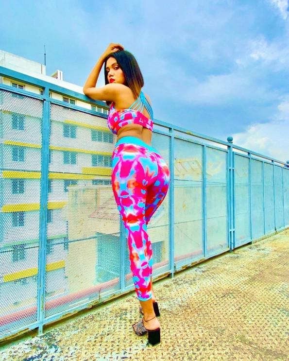 Roza turkizen tie dye jogging Brynlee komplet