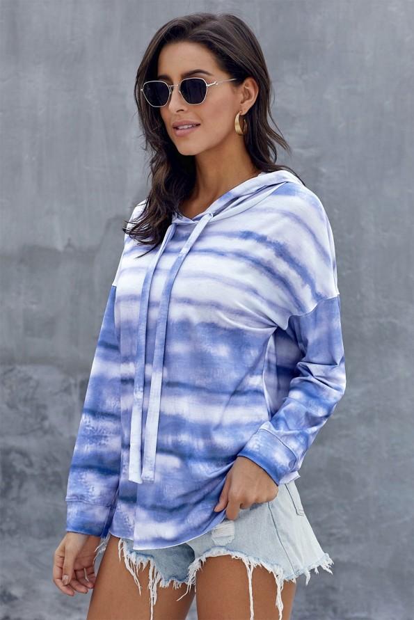Svetlo moder tie dye pulover Journee s kapuco
