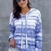 Svetlo moder tie dye pulover Journee s kapuco