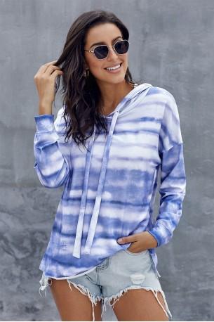Svetlo moder tie dye pulover Journee s kapuco