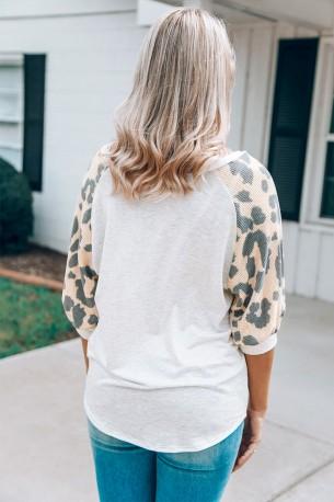 Top Renata s sivimi leopardjimi rokavi