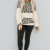 Topel pulover Evelyn z leopardjim motivom