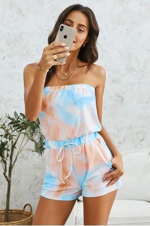Večbarven tie dye romper Angie z odprtimi rameni