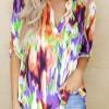 Večbarvna bluza Elsie z gumbi in tie-dye motivom