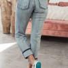 Zavihane raztrgane bombažne jeans hlače