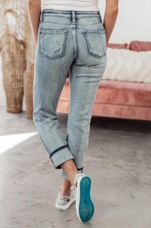 Zavihane raztrgane bombažne jeans hlače