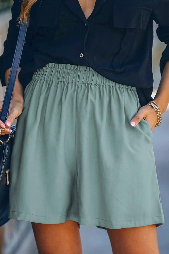 Zelene udobne kratke hlače Alexandra z visokim pasom